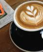 Hogyan készítsünk tejeskávét otthon Latte art otthon kávéfőző nélkül