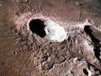 האובייקטים המוזרים ביותר בתצלומי הירח (49 תמונות) מבנה הירח בקצרה