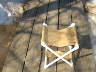 كيفية صنع كرسي قابل للطي بيديك (فئة رئيسية مع الصور)